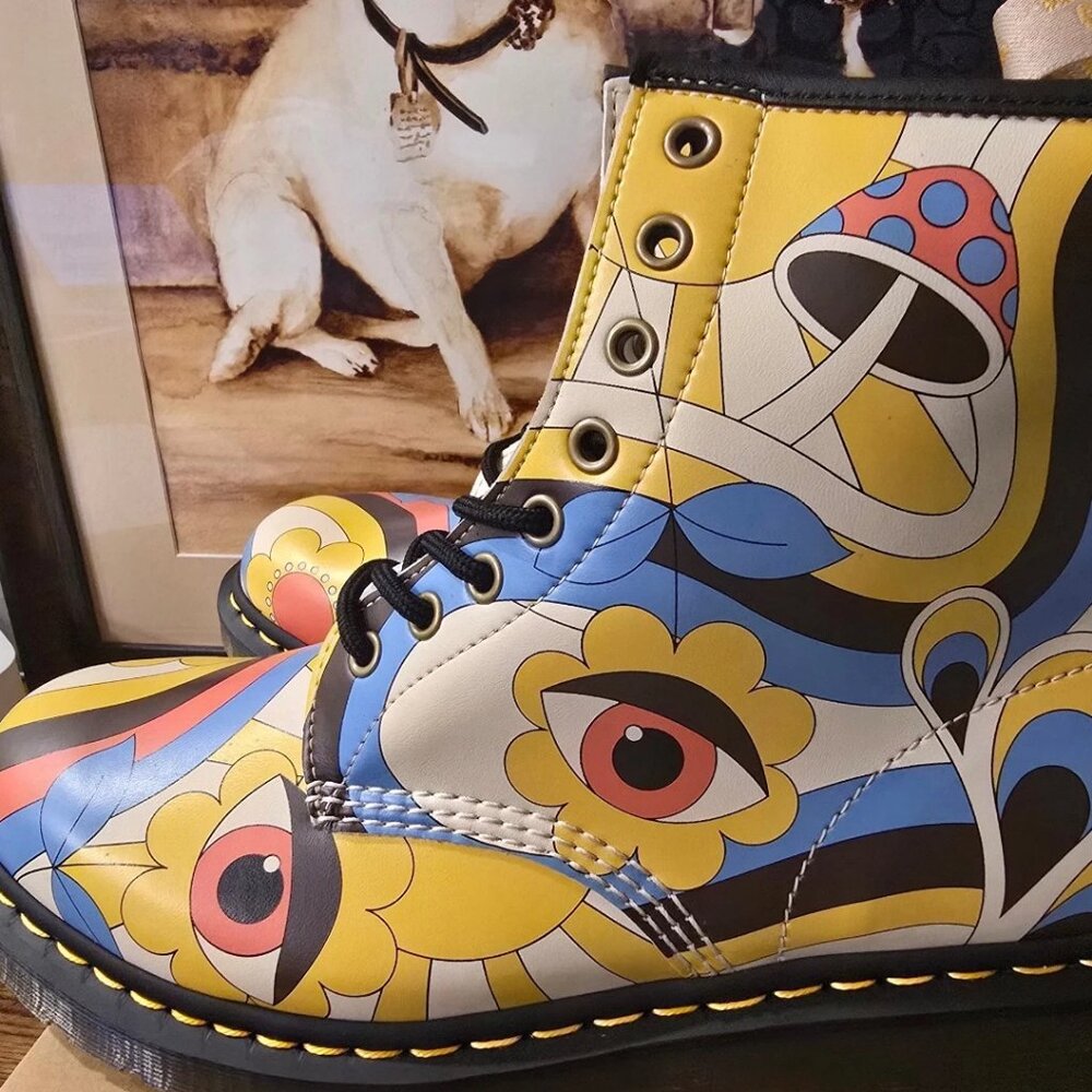 Dr Martens Vegan 1460 Men's Sz 9 Floral Eye Mushroom Retro Kemble Lace Up Boot